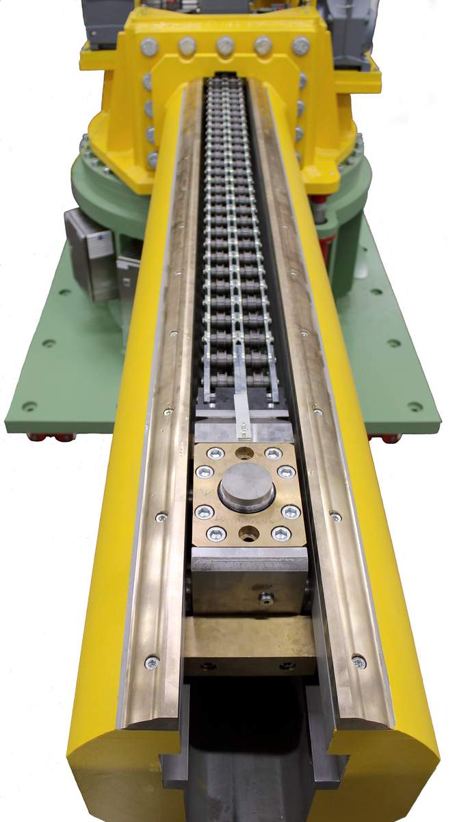 Separation unit for handling multi-strip coils Infinitely variable separation of osciallted wound slit strips